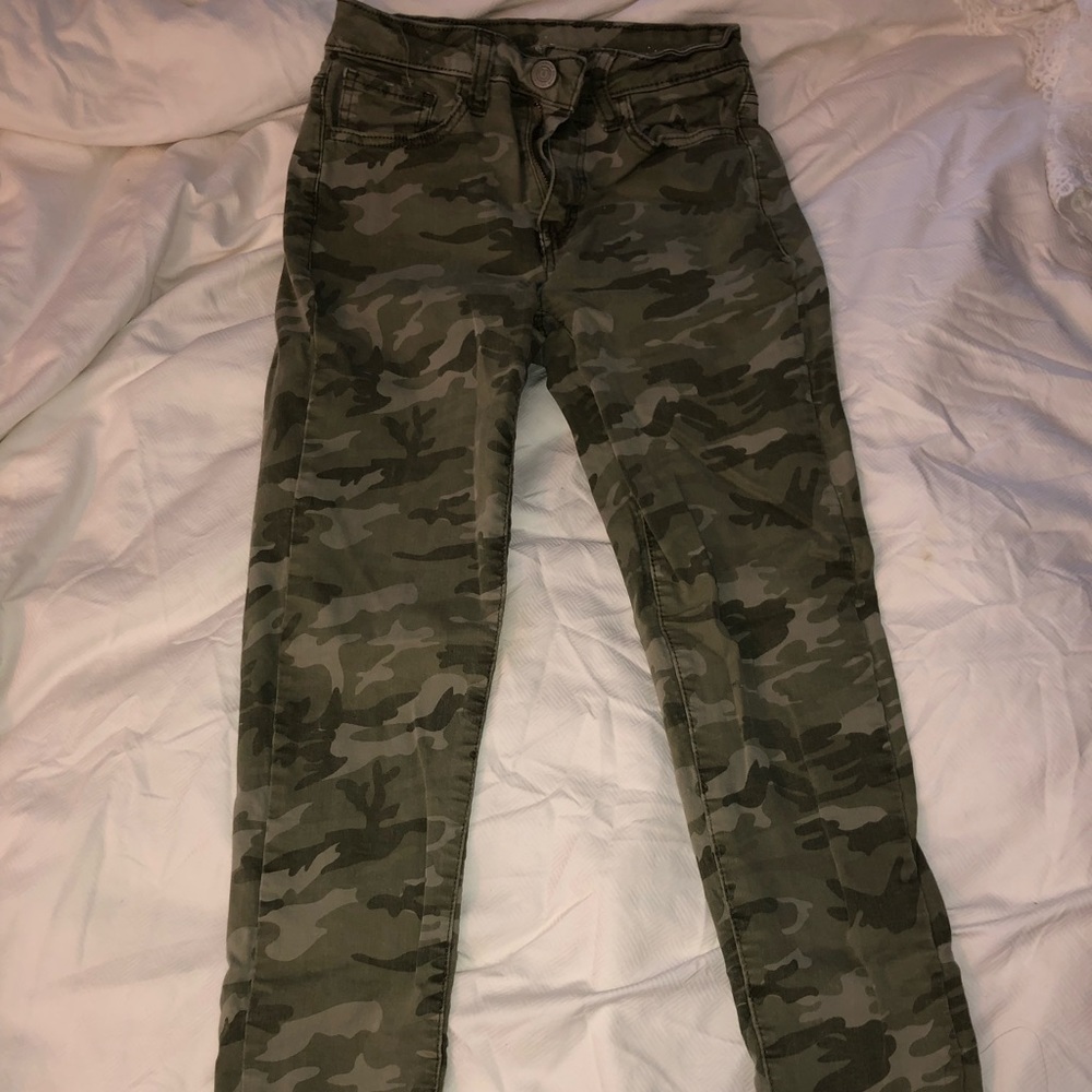 Army print jeans